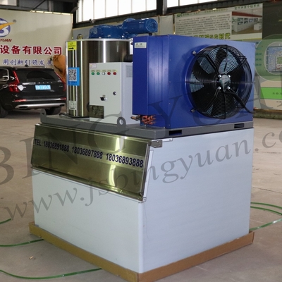 Máquina comercial do floco do gelo do elevado desempenho 3.94kw~90kw de 1 toneladas