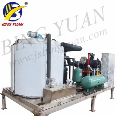 Máquina do fabricante de gelo do floco refrigerar evaporativo 220V 15T 69KW