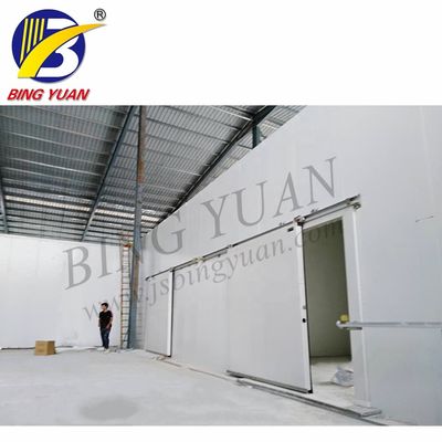 Sala de armazenamento frio de 200KW 200mm R22 450V para frutas e legumes