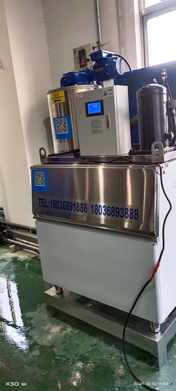 Máquina de fatura de gelo alta de Flack da produtividade grande fabricante de gelo de 0.5 toneladas do floco